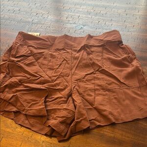 NWT WILDFOX Rust Brown Casual Shorts